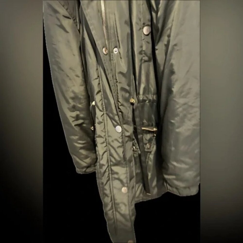 heavy weighted ladies tts L beautiful new Olive Green Parka with Faux Fur Trim - Picture 3 of 12